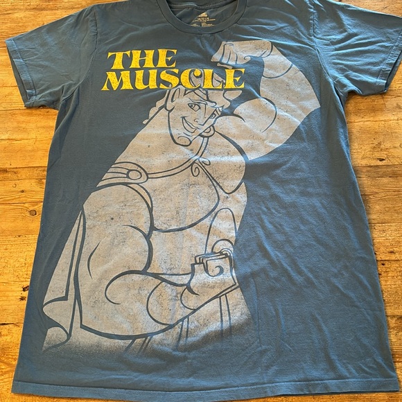 💪DISNEY’S ALADDIN GENIE SHORT SLEEVE TEE SHIRT - Picture 2 of 3